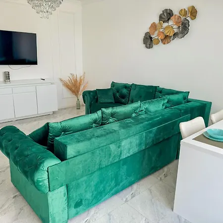Apartamento Fantasea Sky Pool By Deea Năvodari