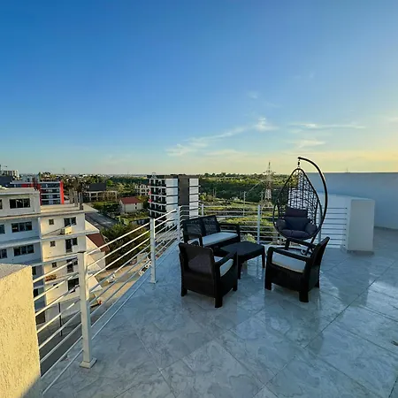 Apartment Fantasea Sky Pool By Deea Navodari